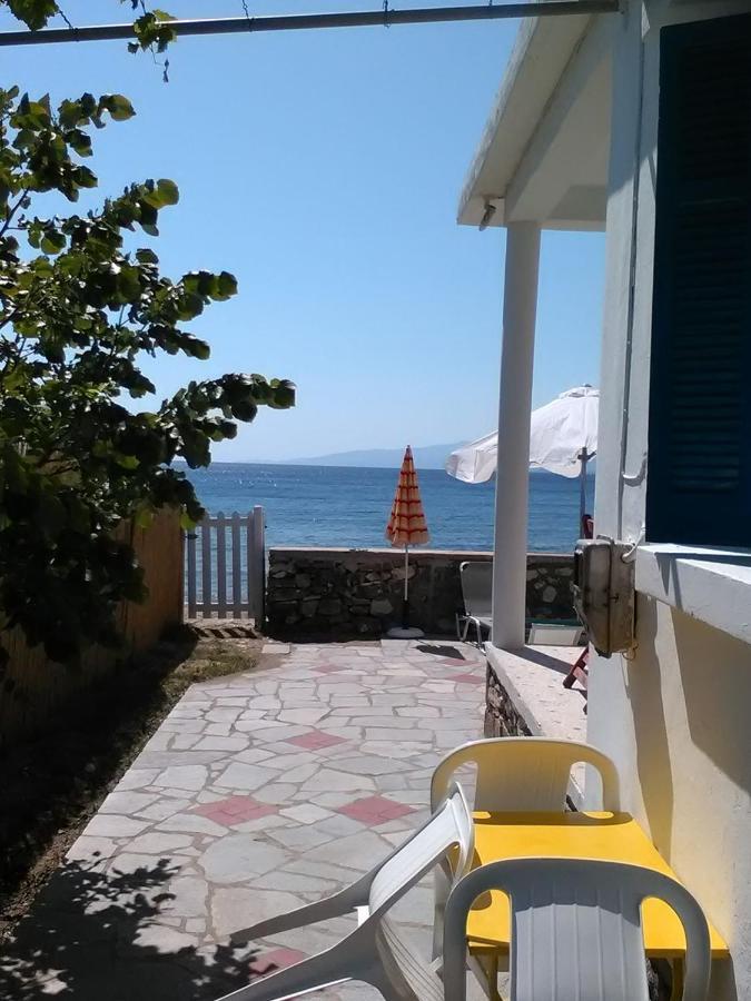 פירגדיקיה House Kokkalas On The Beach מראה חיצוני תמונה