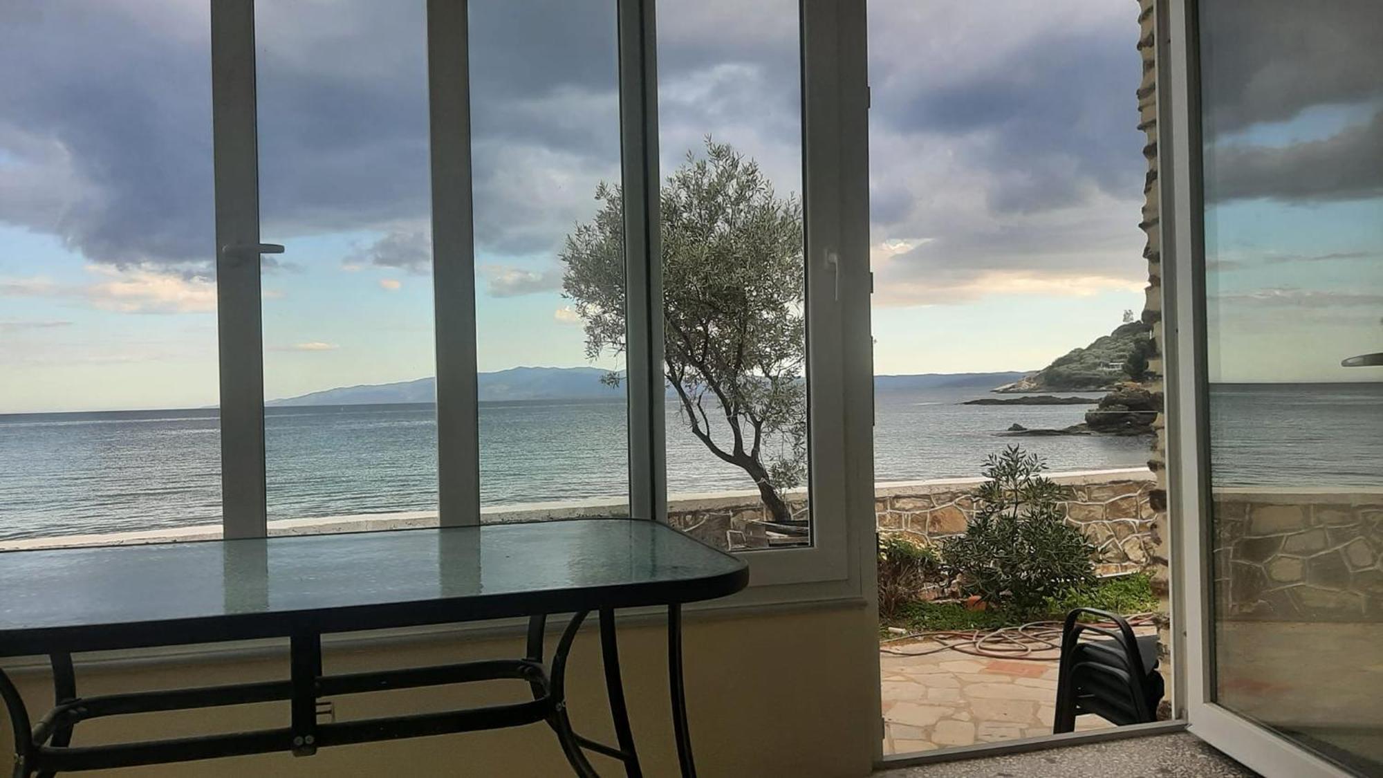 פירגדיקיה House Kokkalas On The Beach מראה חיצוני תמונה